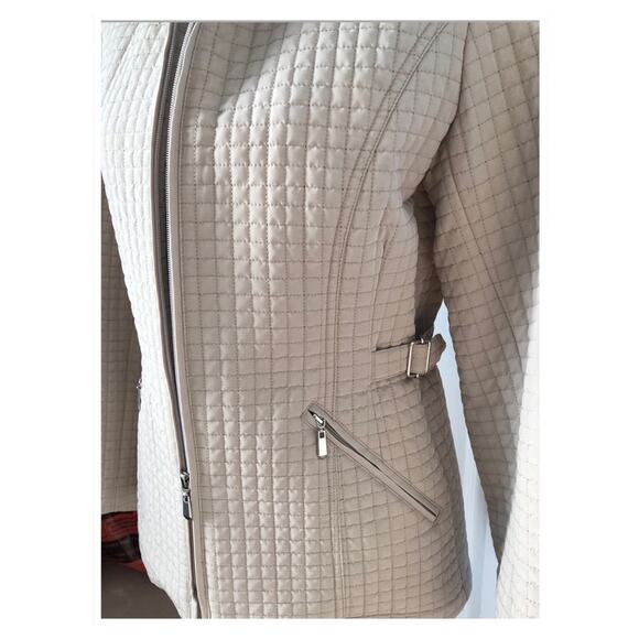 Gallery quilted zip up jacket - Picture 3 of 5